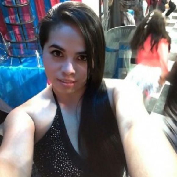 Profile picture of angela