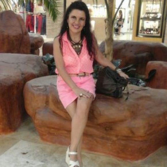 Profile picture of Lucy Sanabria