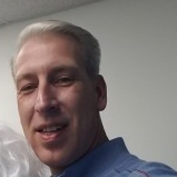 Profile picture of Andew