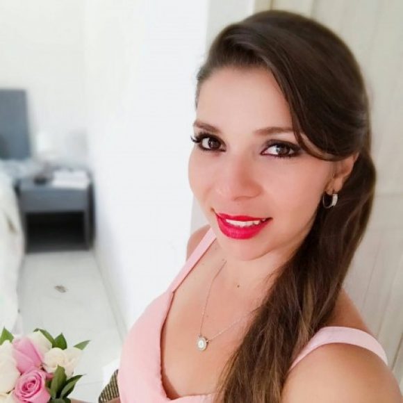 Profile picture of Alejandra