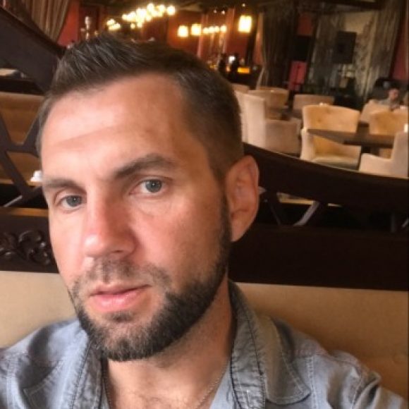 Profile picture of Dennis Art