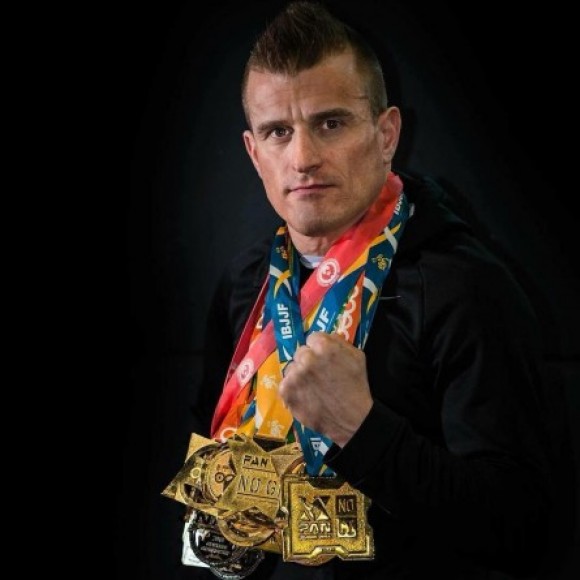 Profile picture of Robert