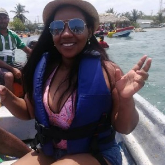 Profile picture of CECILIA CHAVERRA