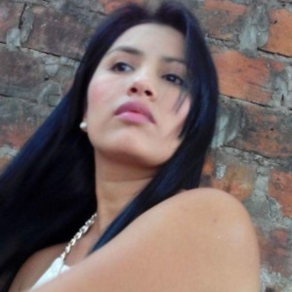 Profile picture of Zully