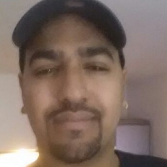 Profile picture of Simon