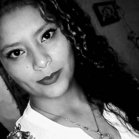 Profile picture of Fernanda R