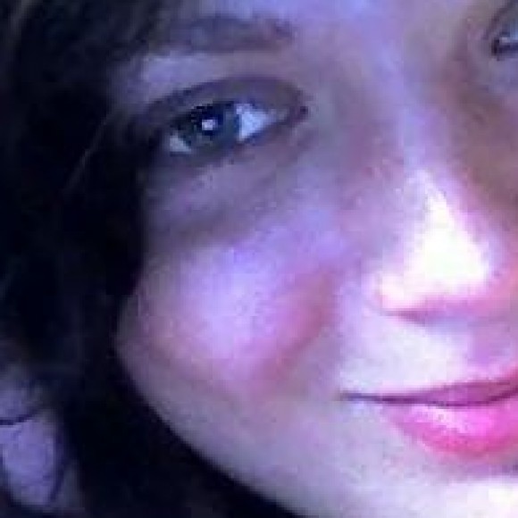 Profile picture of gloria