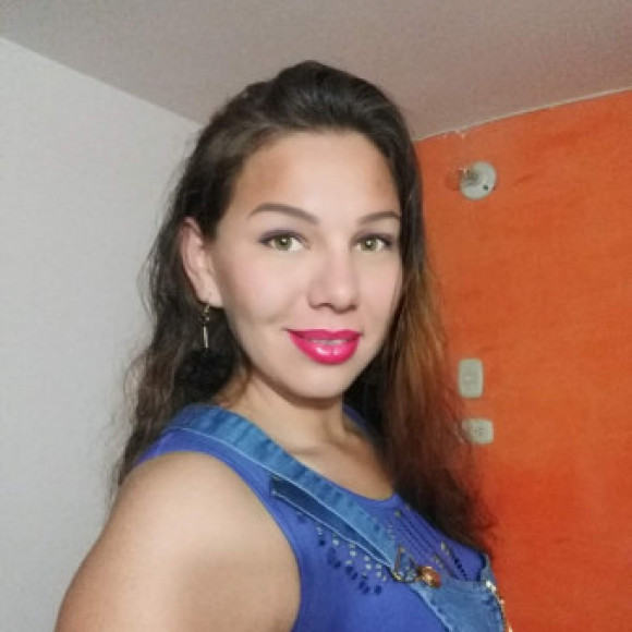 Profile picture of Angélica