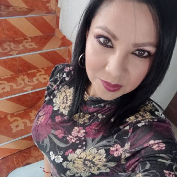 Profile picture of Yanira