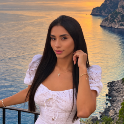 Profile picture of Esmeralda