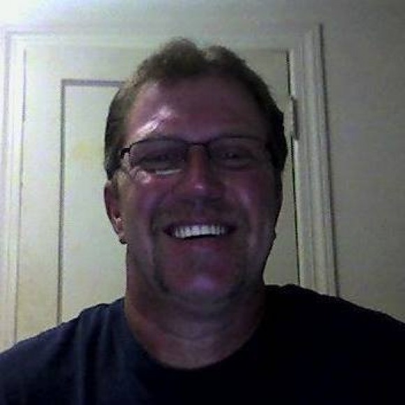 Profile picture of Daniel Henderson
