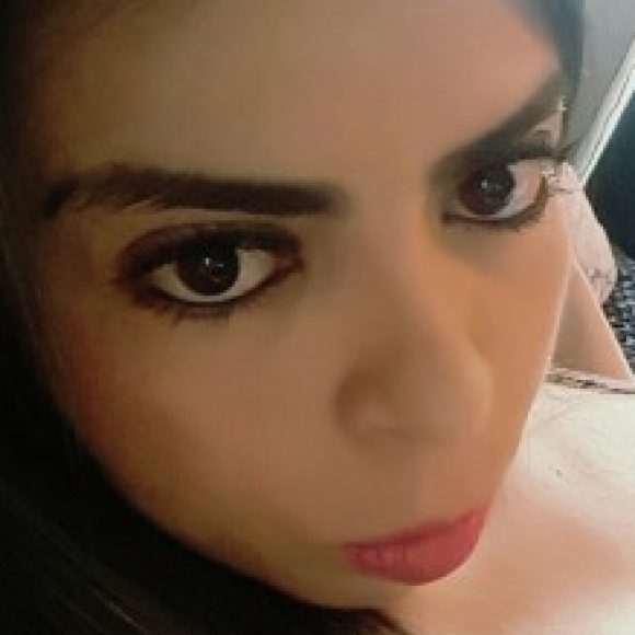 Profile picture of Sola Sandra