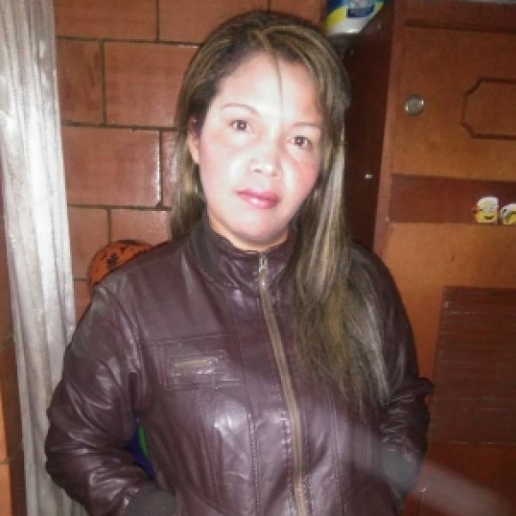 Profile picture of angela