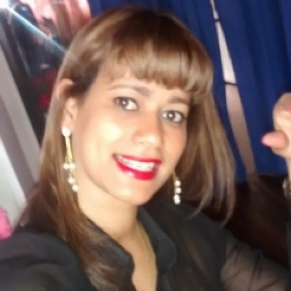 Profile picture of Laura