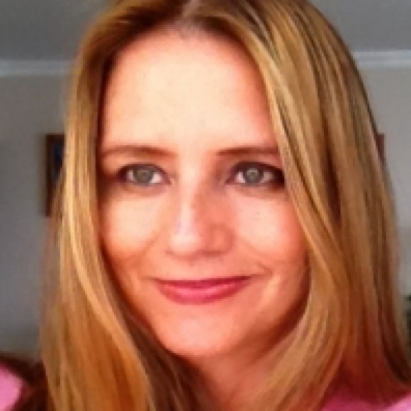 Profile picture of Angela