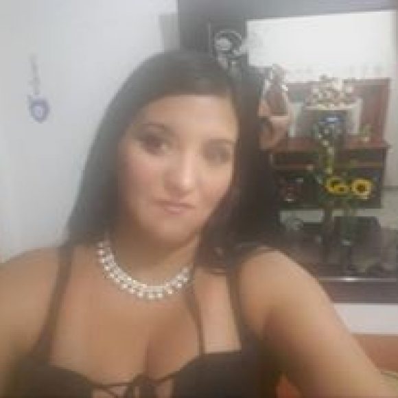 Profile picture of Andrea Valencia
