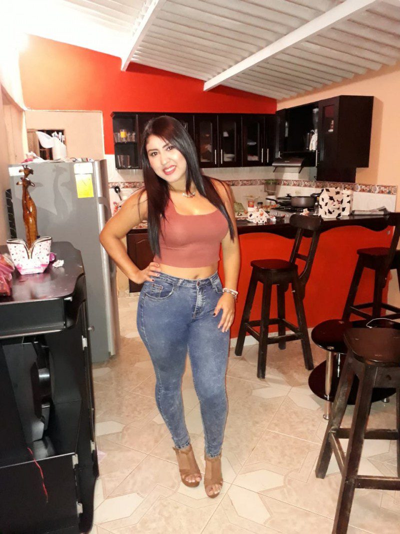 latina-women-colombian-women-hispanic-yuli9