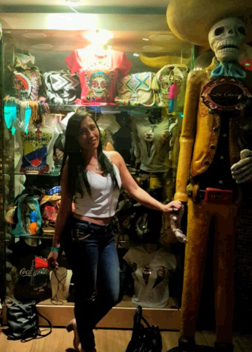 latina-women-colombian-women-christian-dianabuitrago1