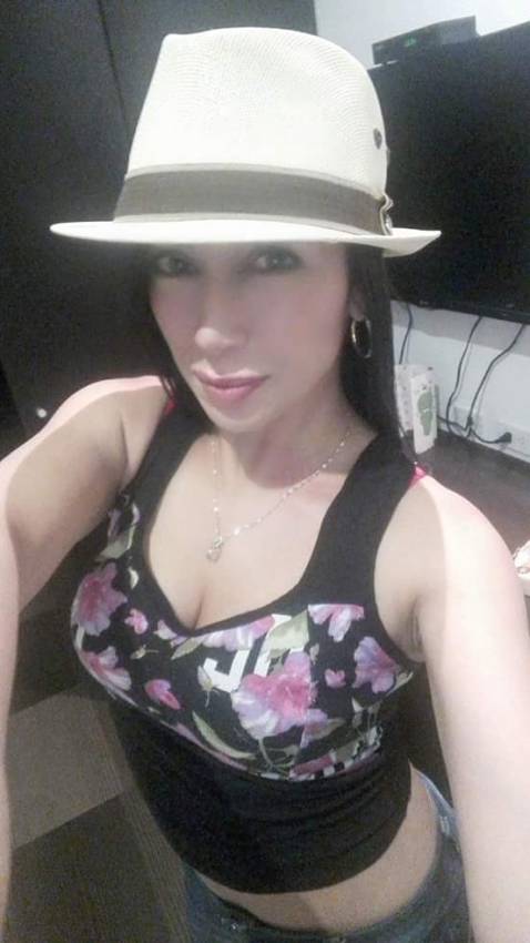 latina-women-colombian-women-christian-dianabuitrago5