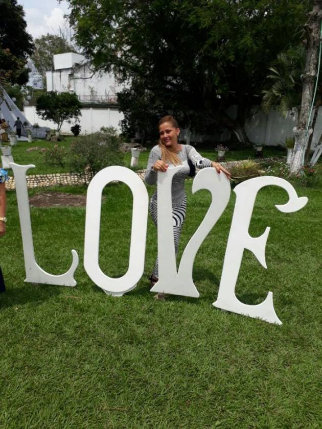 colombian-women-latina-women-leisy4