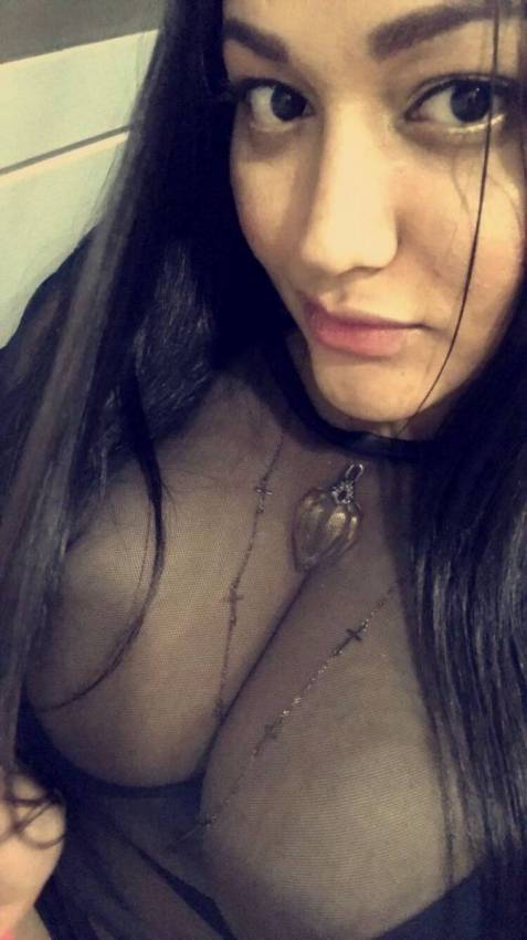 colombian-women-latina-women-mayra1