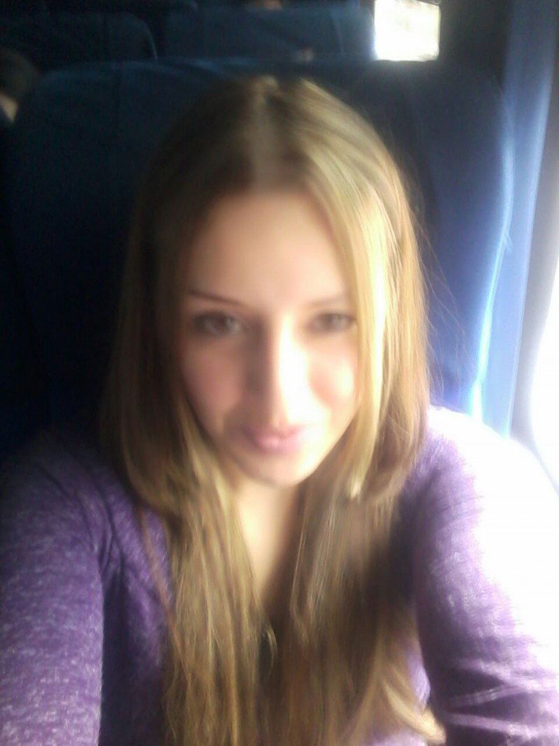 colombian-women-latina-women-lorena2-2