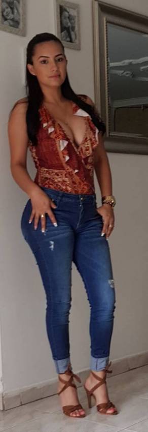 colombian-women-latina-women-yully2