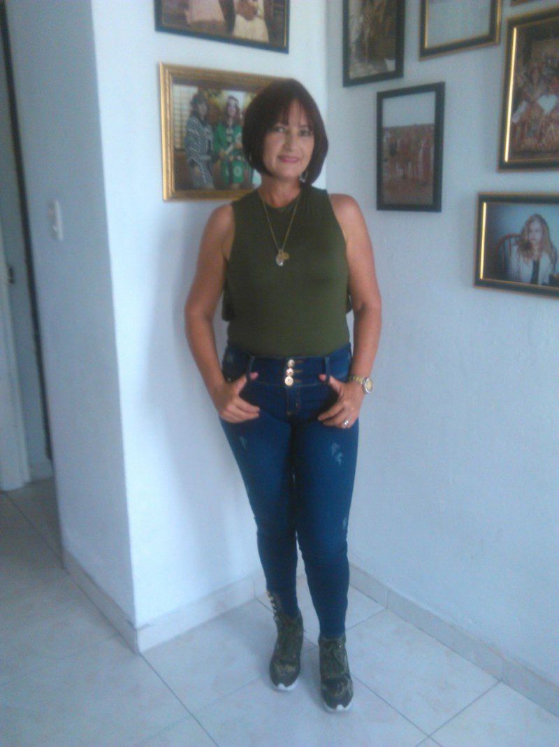 colombian-women-latina-women-luz6