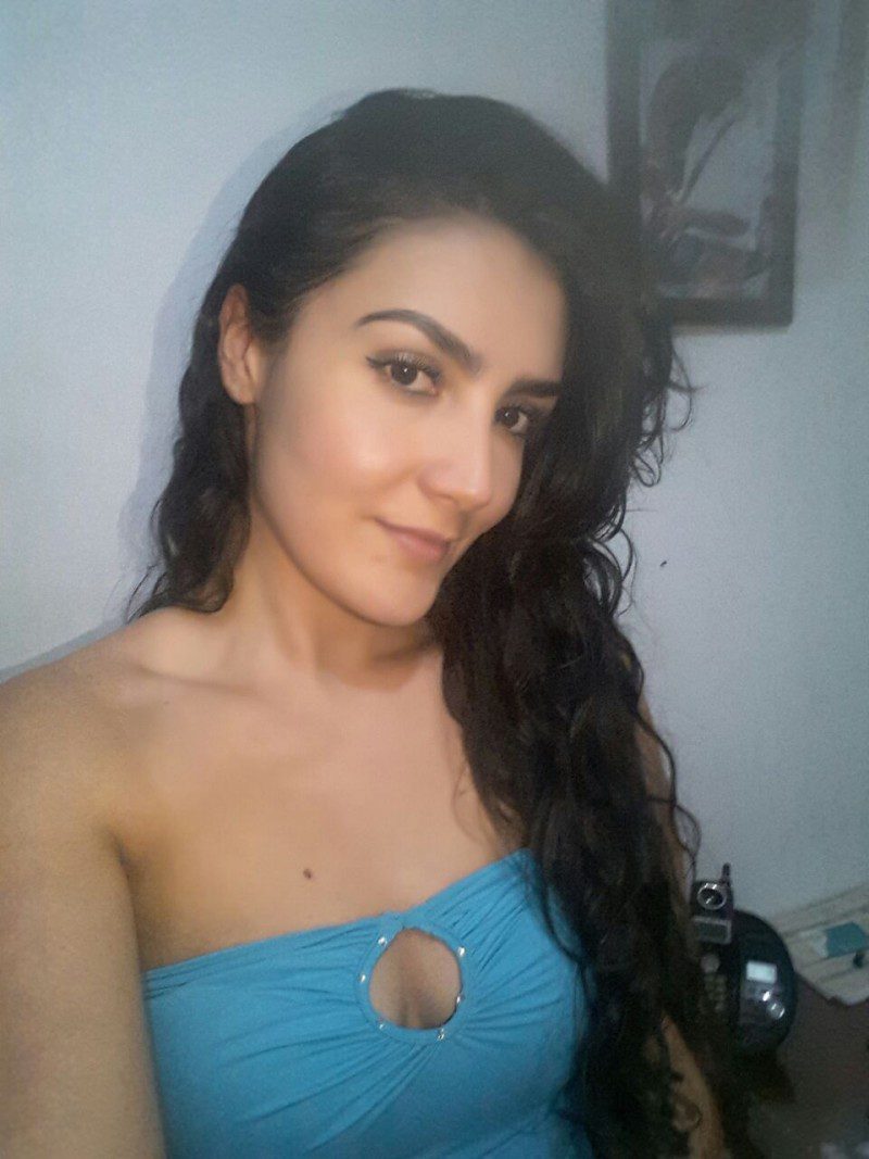 colombian-women-latina-women-dani8