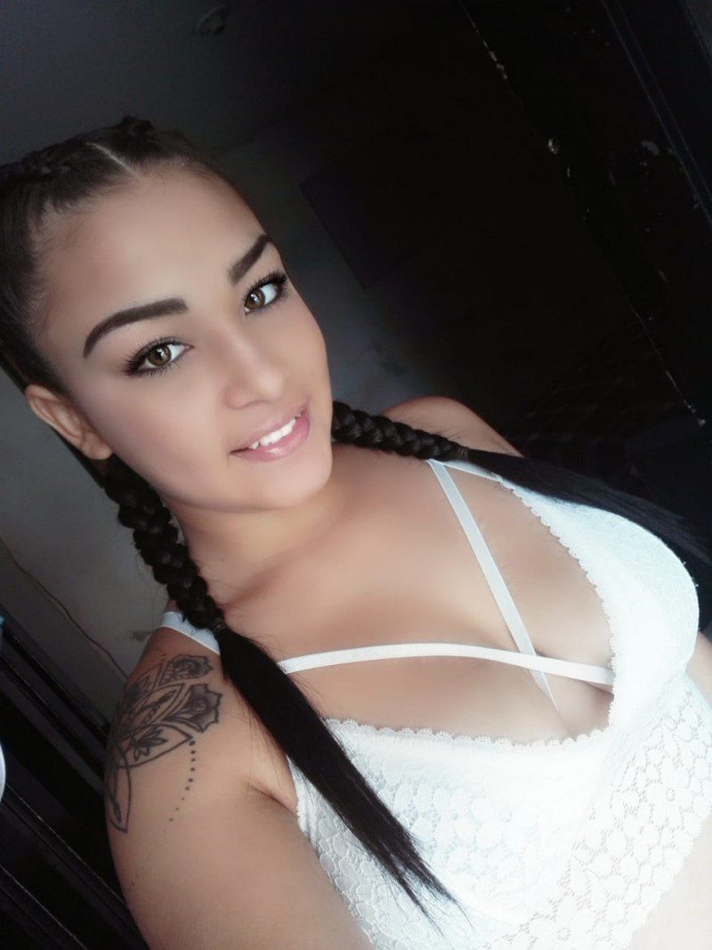 latina-women-colombian-women-jinneth3
