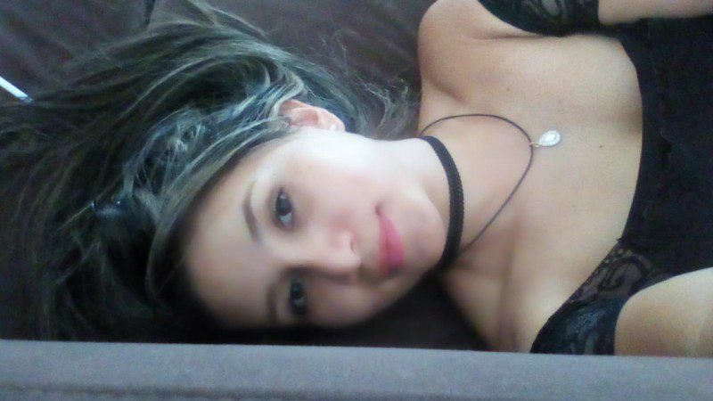 latina-women-colombian-women-genesis2
