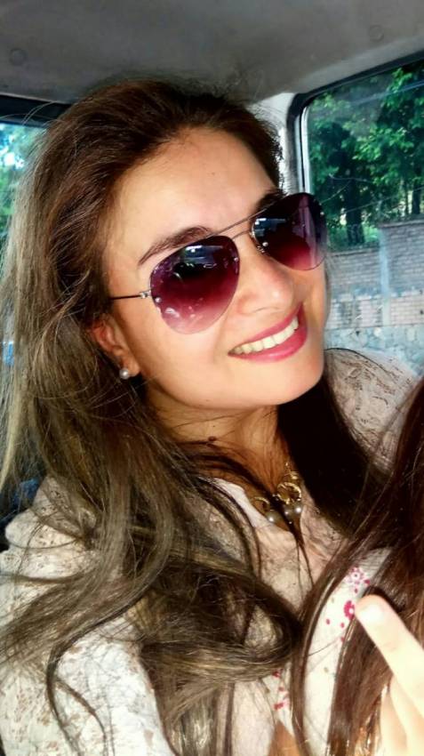 latina-women-colombian-women-aria2