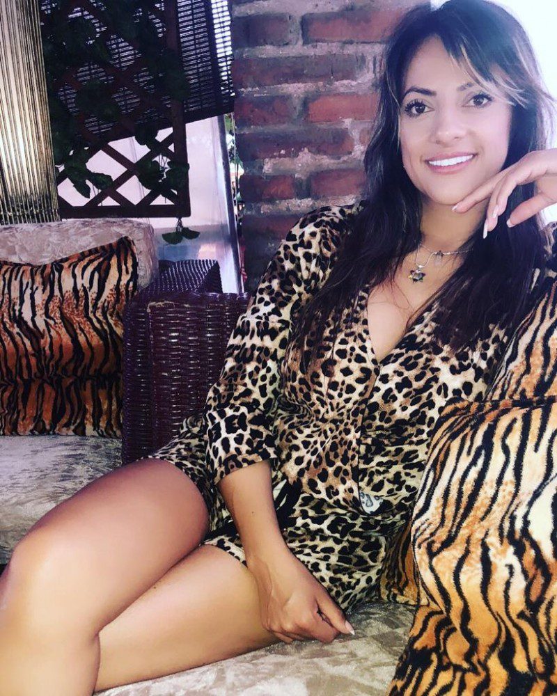 colombian-women-latina-women-dexsy4