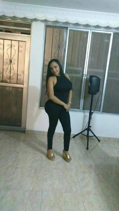 latina-women-colombian-women-ximena5