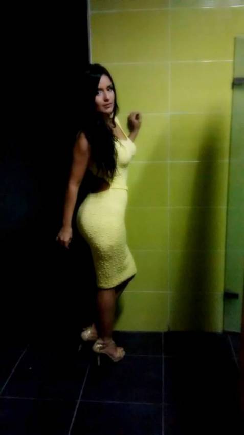 latin-women-colombian-women-hermina14