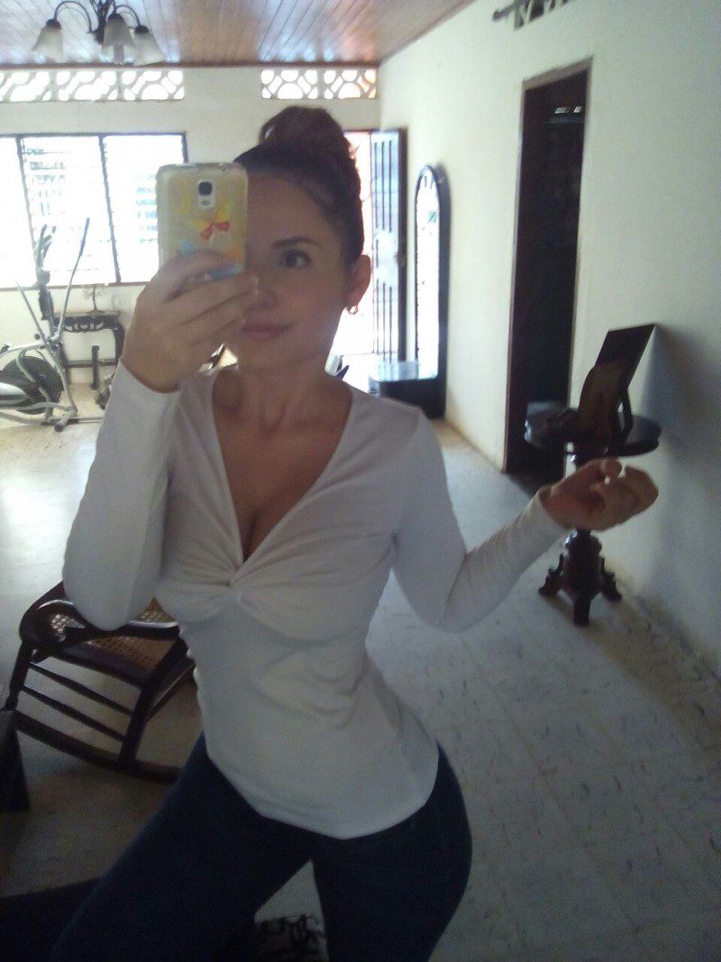 latina-women-colombian-women-hermina11