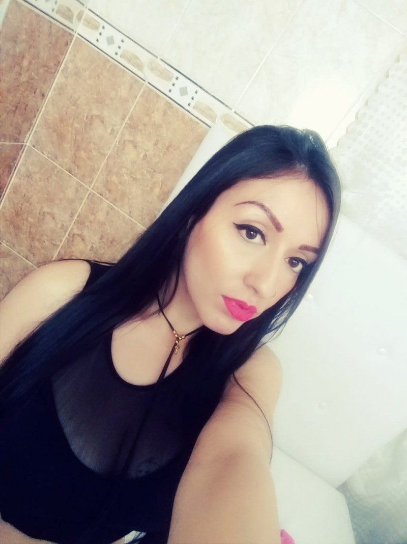 latina-women-colombian-women-christian-carito13