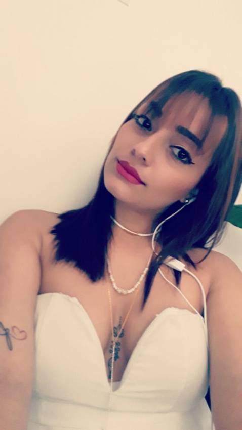 latina-women-colombian-women-majo7