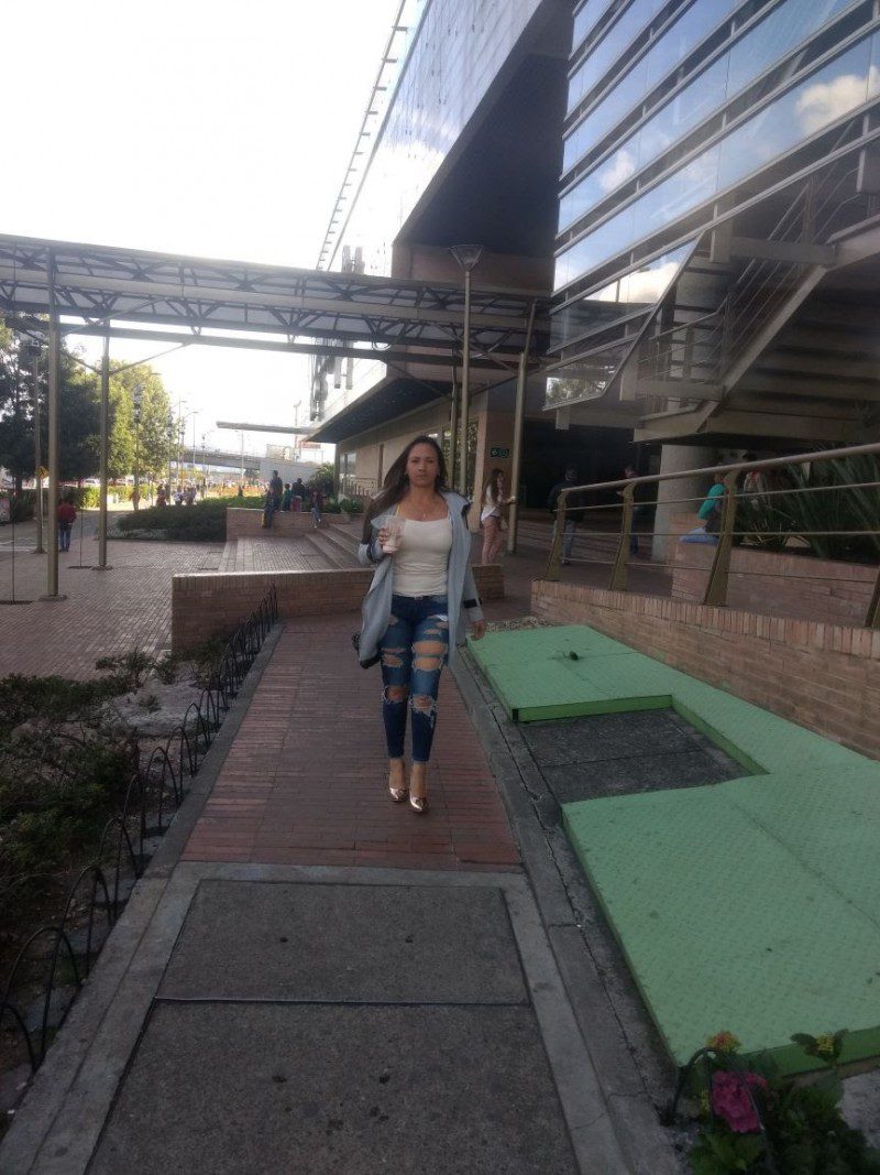 latina-women-colombian-women-christian-grandeza4