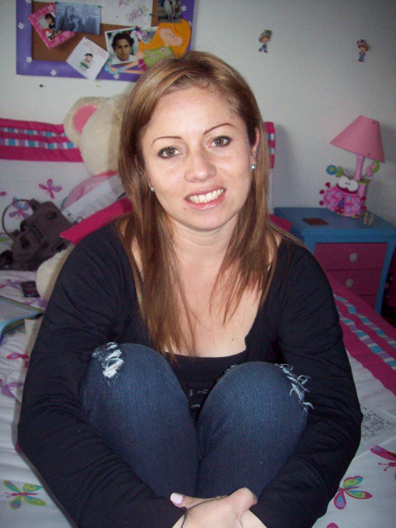 colombian-women-latin-women-christian-caro1079912