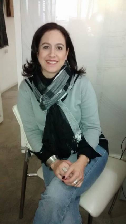 latina-women-colombian-women-christian-cataestrada2