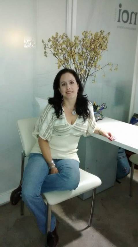 latina-women-colombian-women-christian-cataestrada5