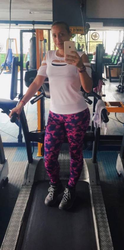 latina-women-colombian-women-christian-adri3159