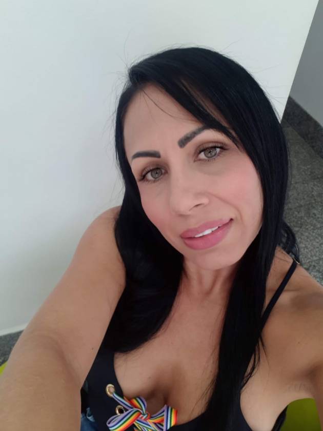 556ad599-78a2-432e-b582-116f4f1bd2f1