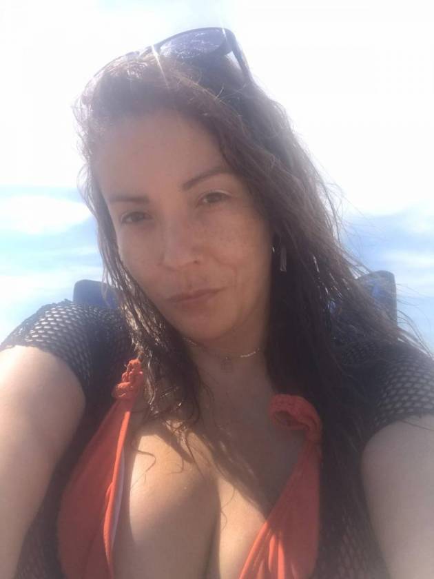 2d250207-f32a-49b4-9f6e-f7e9f4d2f5b8