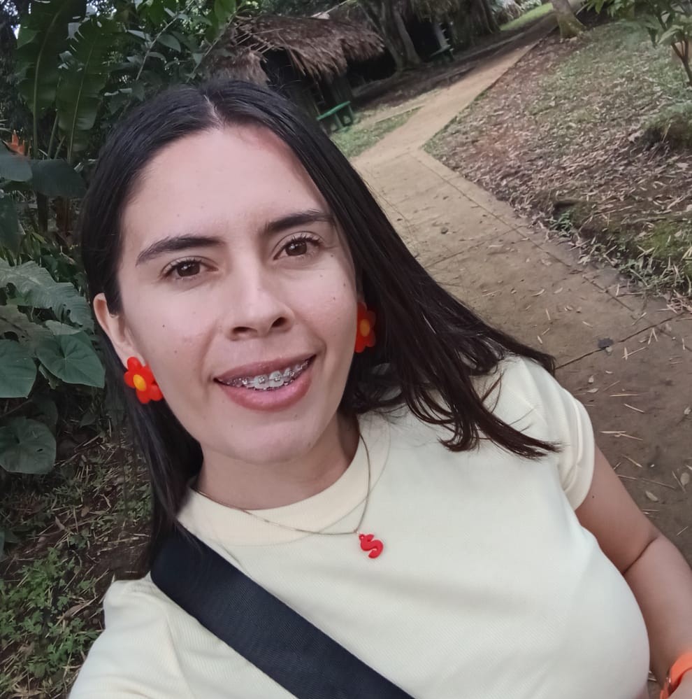 Samaris @samarishernandez Cali