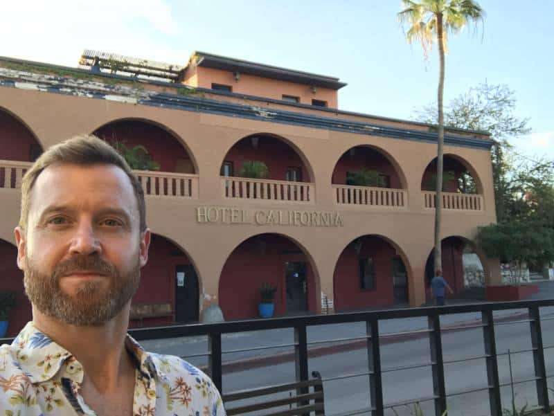 hotel-california-todos-santos-mexico