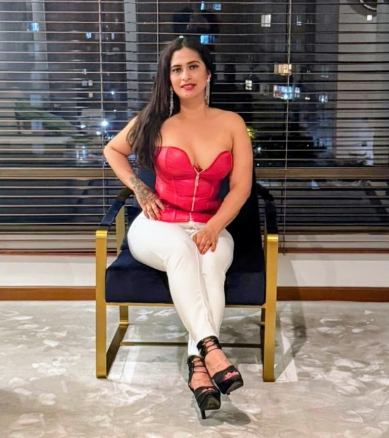 whatsapp-image-2026-10-17-at-18-4